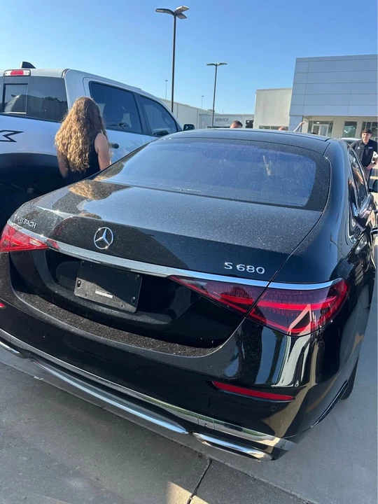 2023 Maybach - Image 3 of 6