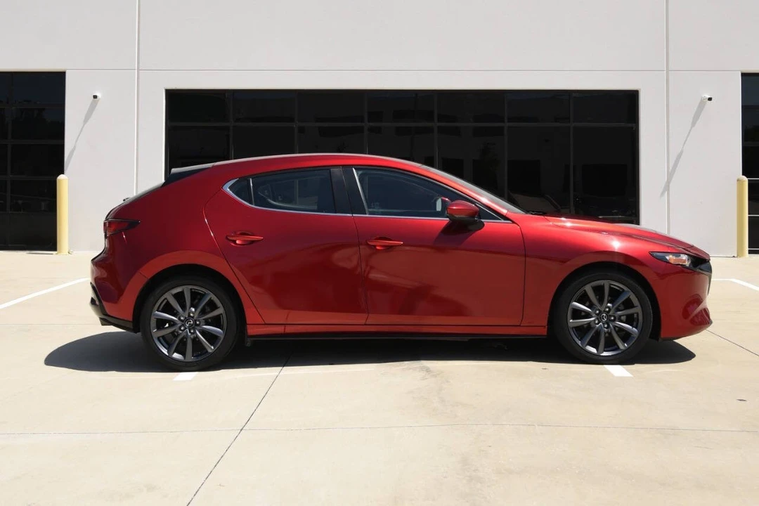 2023 Mazda Mazda 3 4th Gen - Image 10 of 12