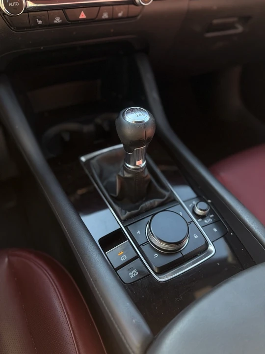 2023 Mazda Mazda 3 4th Gen - Image 17 of 19