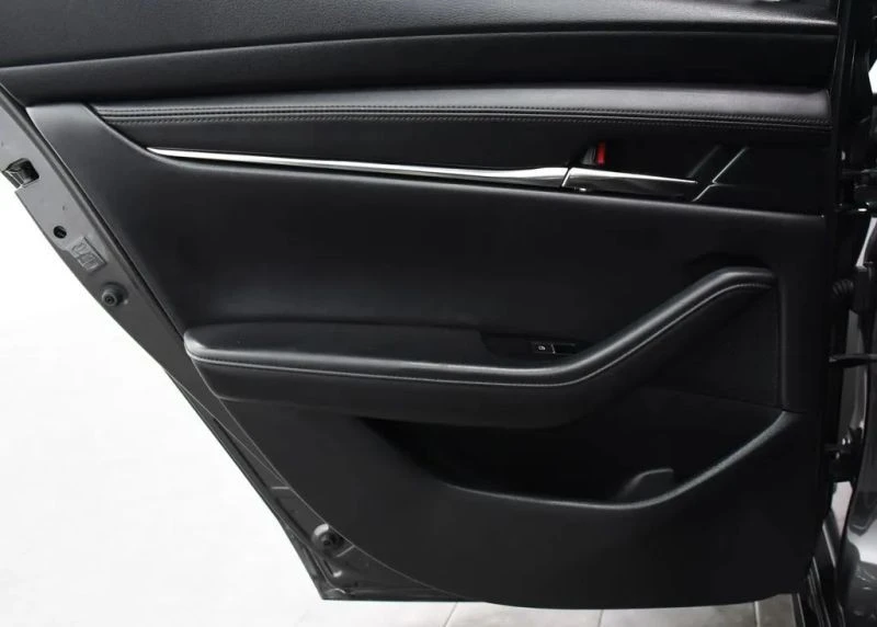 2023 Mazda Mazda 3 4th Gen - Image 8 of 12