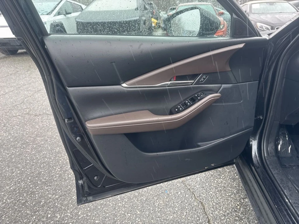 2023 Mazda CX-30 - Image 25 of 31