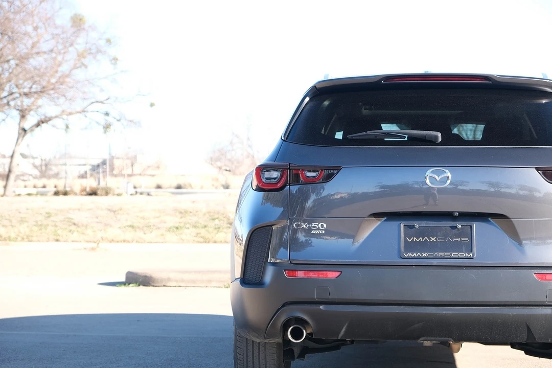 2023 Mazda CX-50 - Image 10 of 21