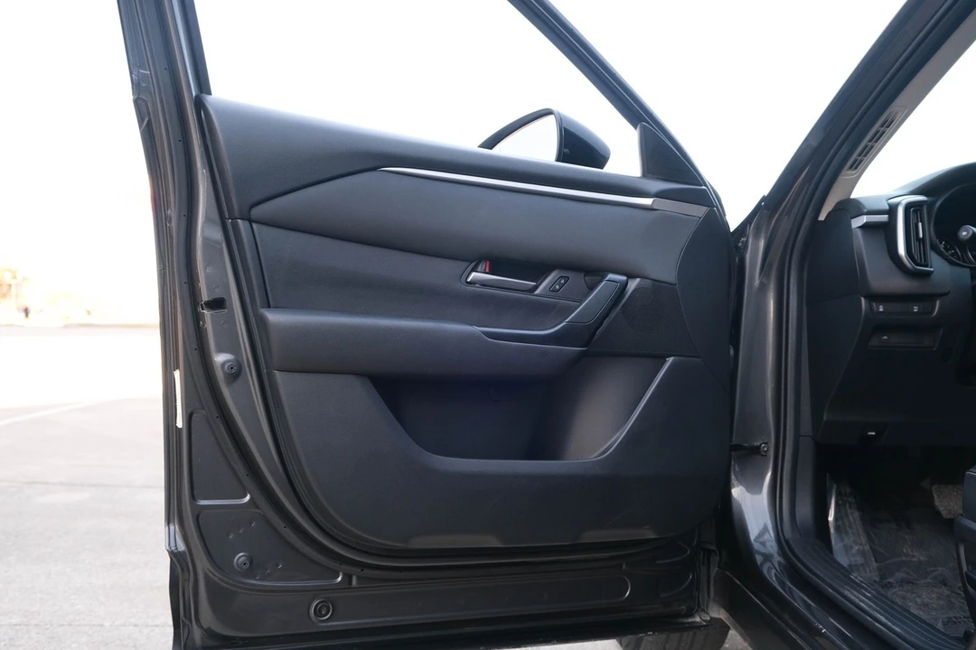2023 Mazda CX-50 - Image 13 of 21