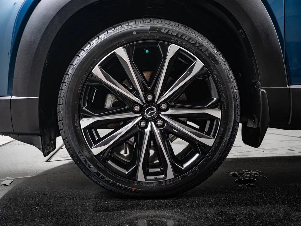 2023 Mazda CX-50 - Image 13 of 21