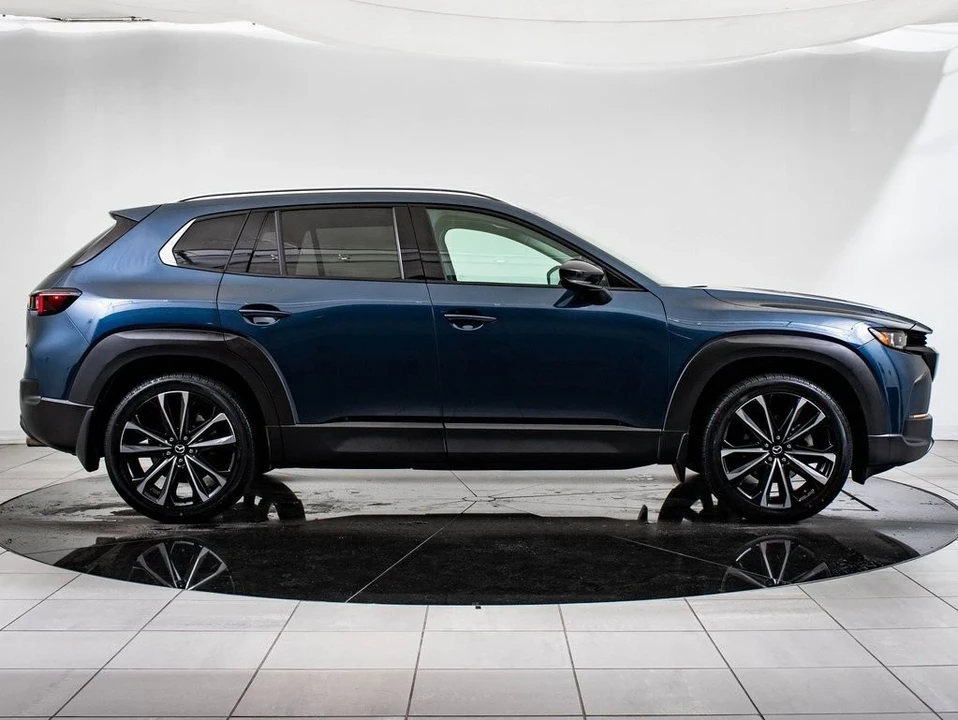 2023 Mazda CX-50 - Image 11 of 21