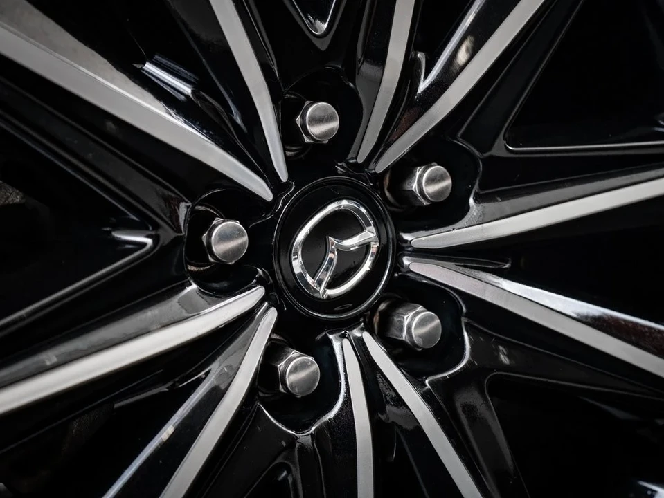 2023 Mazda CX-50 - Image 8 of 21