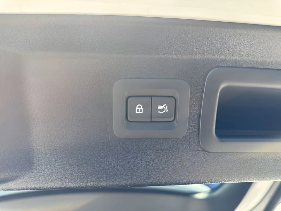 2023 Mazda CX-50 - Image 29 of 31