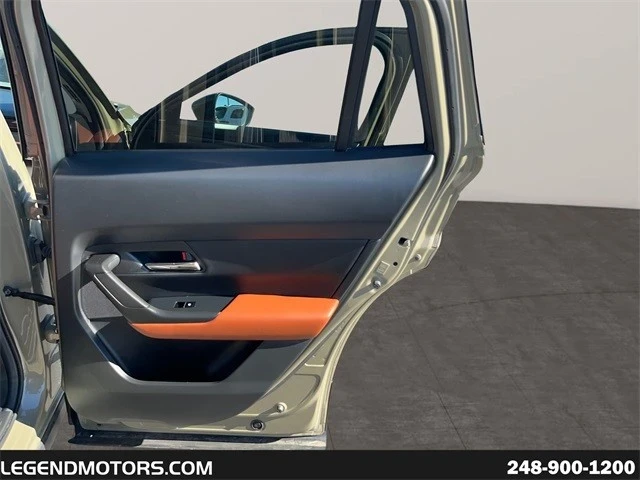 2023 Mazda CX-50 - Image 17 of 21