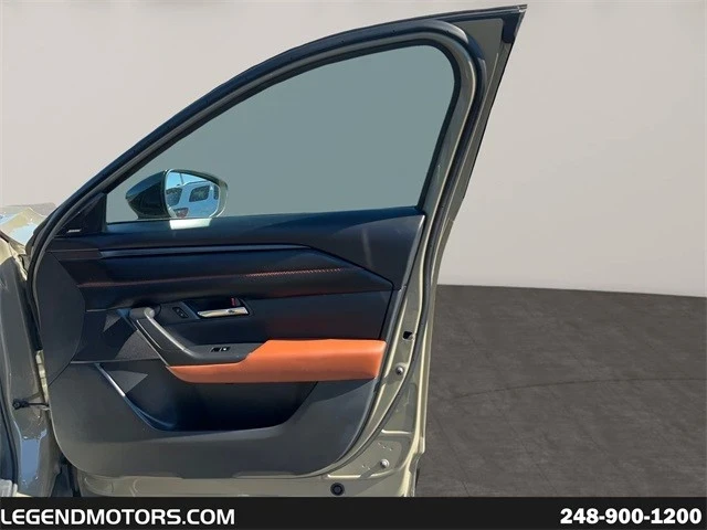 2023 Mazda CX-50 - Image 15 of 21