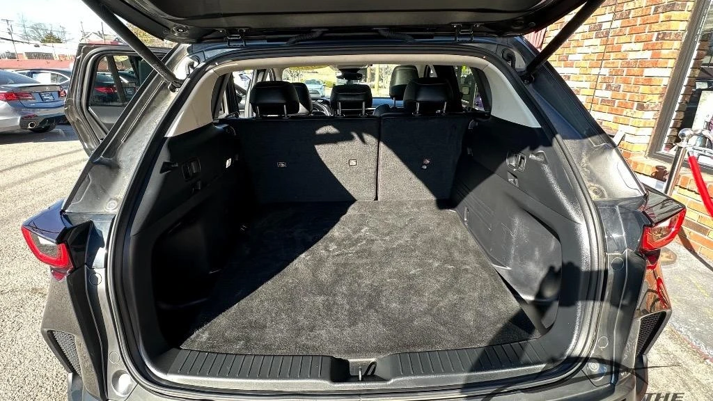 2023 Mazda CX-50 - Image 10 of 15