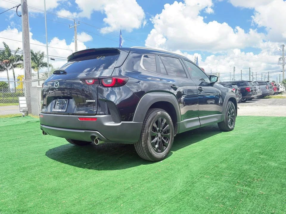 2023 Mazda CX-50 - Image 6 of 10