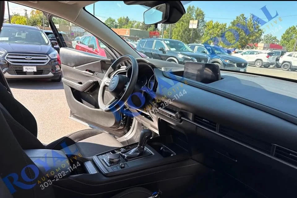 2023 Mazda CX-30 - Image 9 of 14