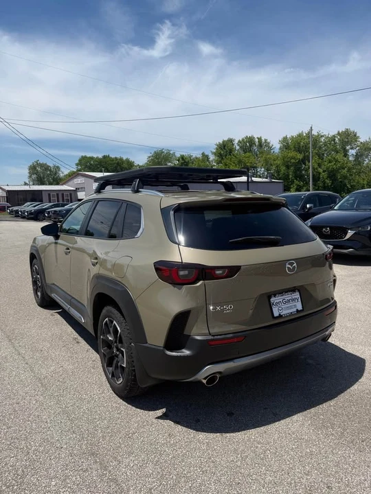 2023 Mazda CX-50 - Image 5 of 10