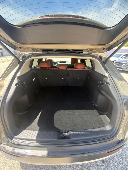 2023 Mazda CX-50 - Image 6 of 10