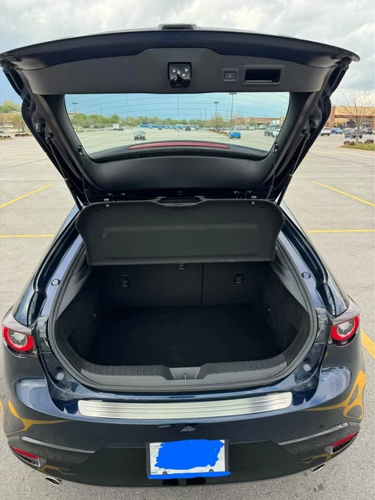 2023 Mazda Mazda 3 4th Gen - Image 8 of 19