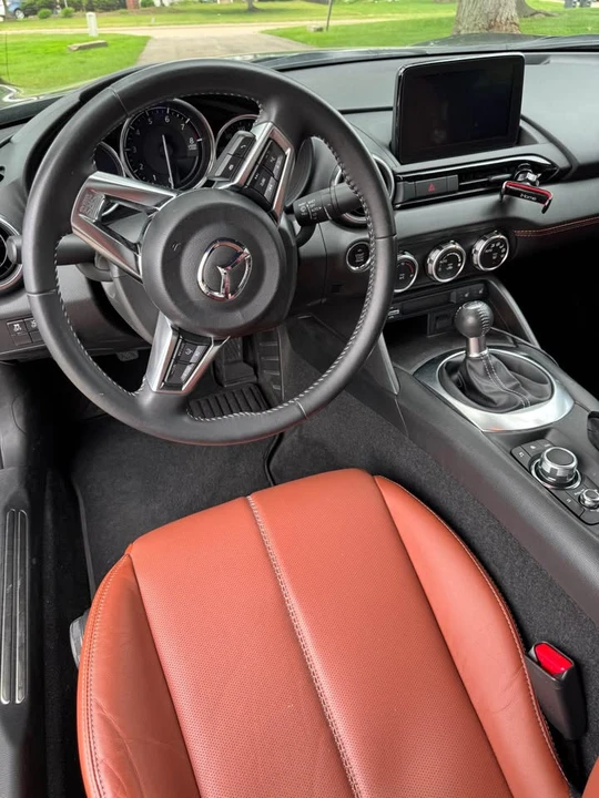 2023 Mazda ND MX-5 Miata - Image 9 of 18