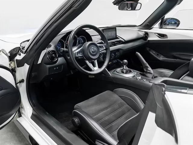2023 Mazda ND MX-5 Miata - Image 9 of 19