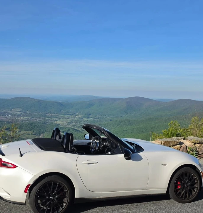2023 Mazda ND MX-5 Miata - Image 2 of 12