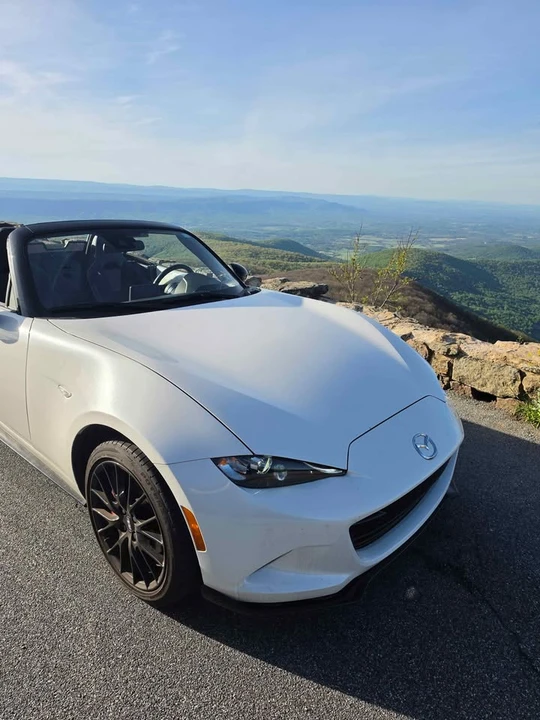 2023 Mazda ND MX-5 Miata - Image 10 of 12
