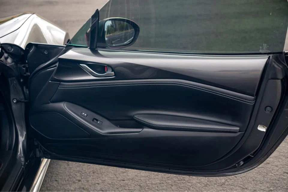 2023 Mazda ND MX-5 Miata - Image 17 of 20