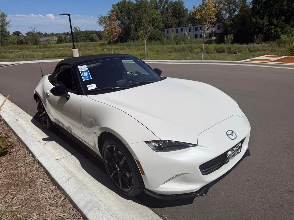 2023 Mazda ND MX-5 Miata - Image 10 of 18