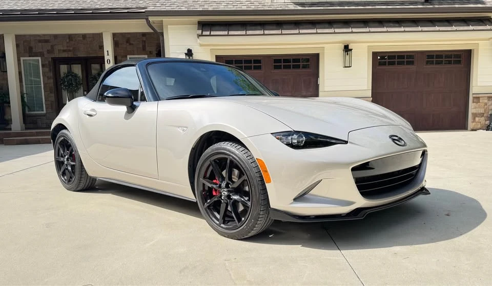 2023 Mazda ND MX-5 Miata - Image 9 of 15
