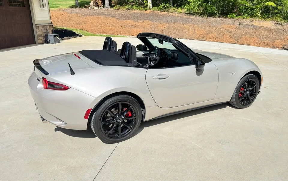 2023 Mazda ND MX-5 Miata - Image 3 of 15