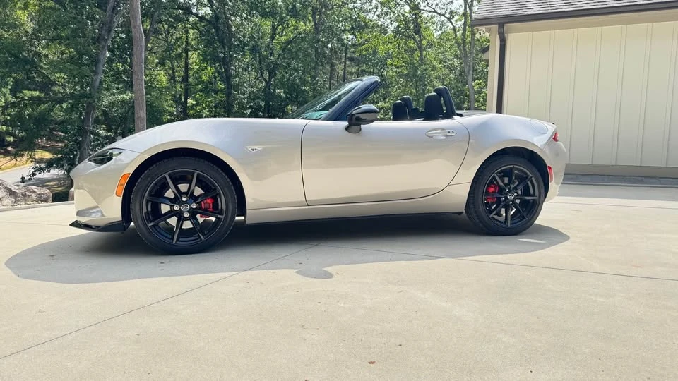 2023 Mazda ND MX-5 Miata - Image 4 of 15