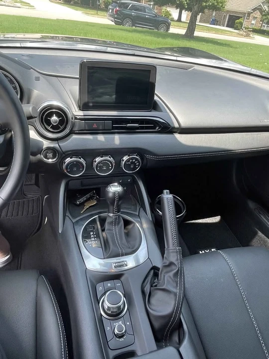 2023 Mazda ND MX-5 Miata - Image 8 of 18