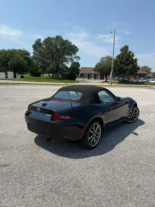 2023 Mazda ND MX-5 Miata - Image 9 of 16