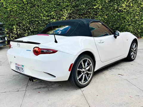 2023 Mazda MX-5 Grand Touring Convertible 2D