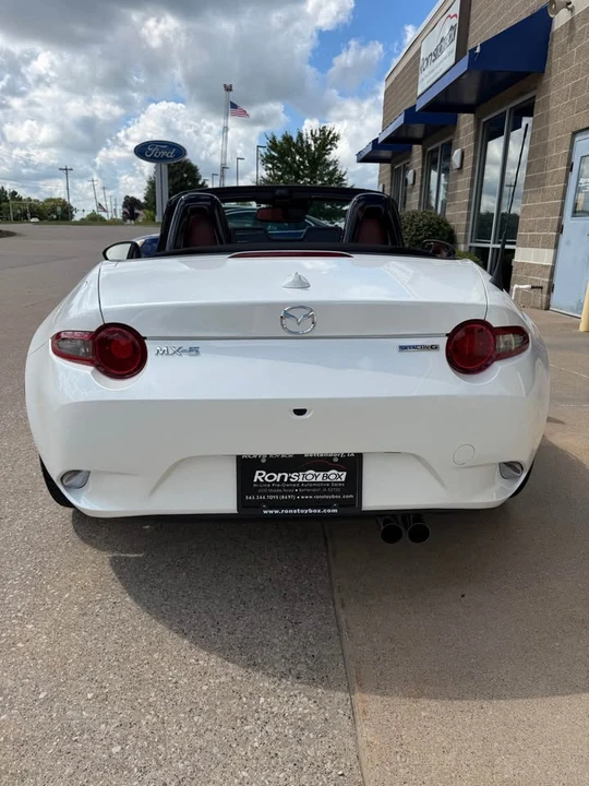 2023 Mazda ND MX-5 Miata - Image 4 of 20