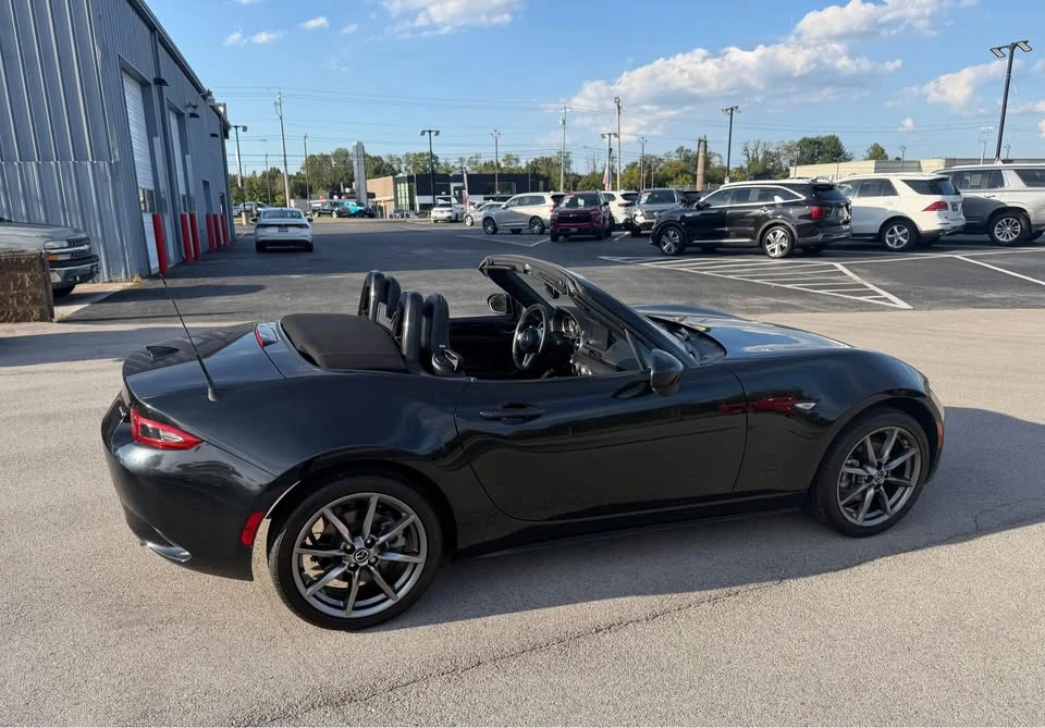 2023 Mazda ND MX-5 Miata - Image 8 of 11