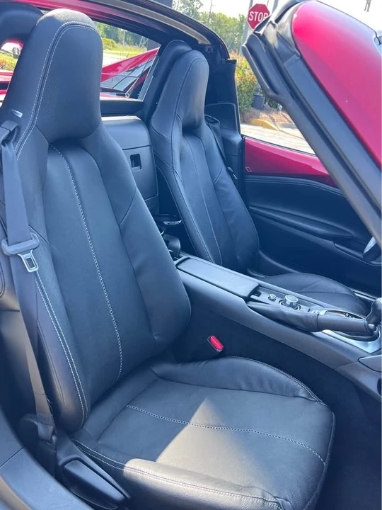 2023 Mazda ND MX-5 Miata - Image 9 of 11