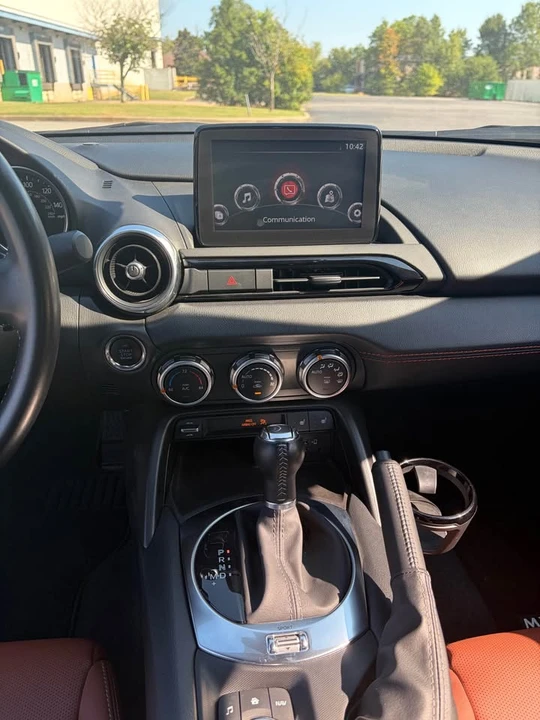 2023 Mazda ND MX-5 Miata - Image 7 of 9