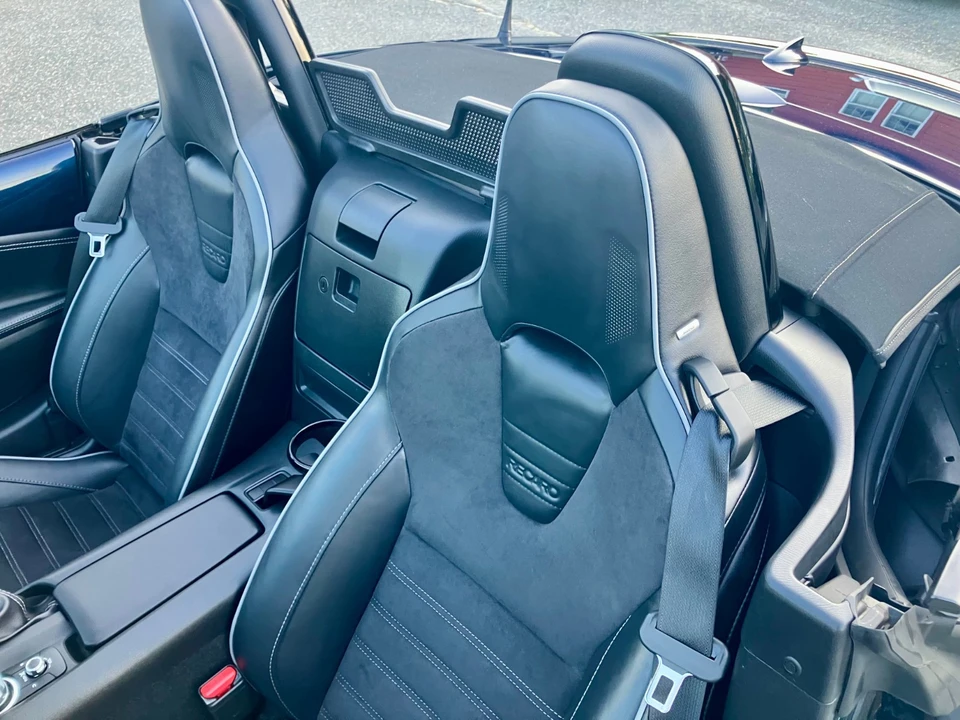 2023 Mazda ND MX-5 Miata - Image 18 of 27