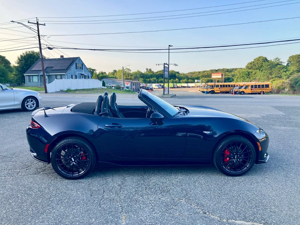 2023 Mazda ND MX-5 Miata - Image 4 of 27