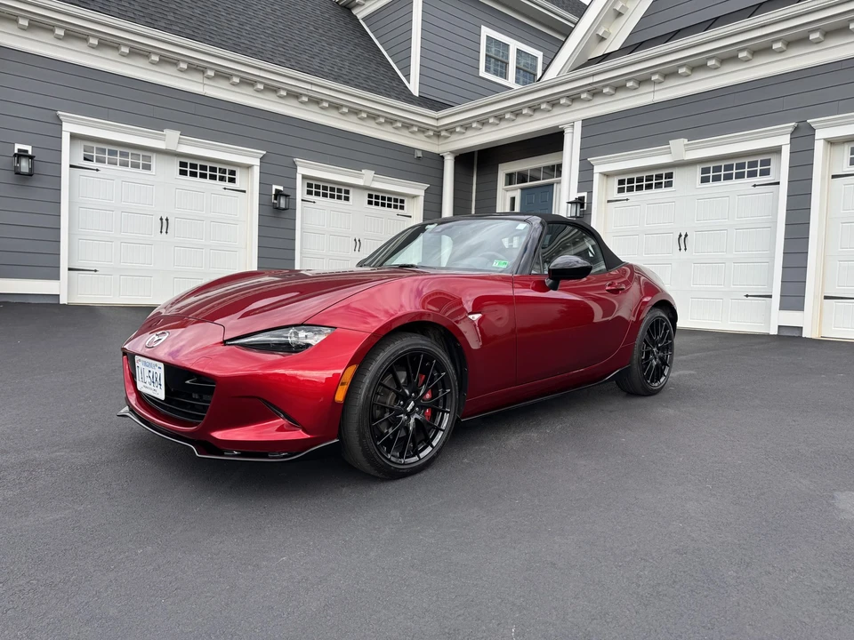 2023 Mazda ND MX-5 Miata - Image 2 of 31