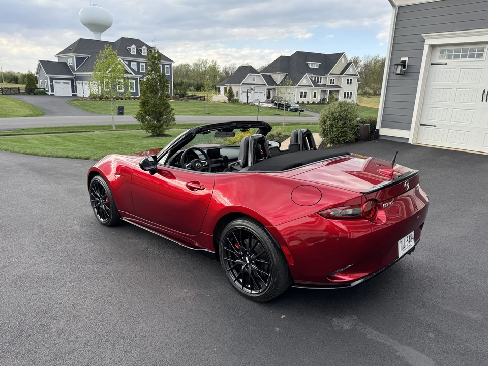 2023 Mazda ND MX-5 Miata - Image 13 of 31