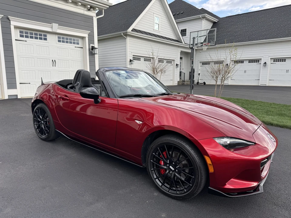 2023 Mazda ND MX-5 Miata - Image 19 of 31