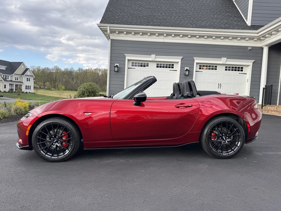 2023 Mazda ND MX-5 Miata - Image 12 of 31