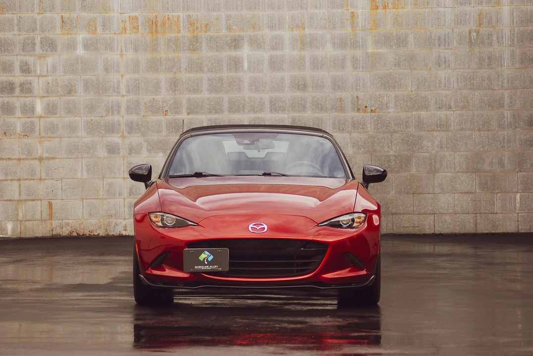 2023 Mazda ND MX-5 Miata - Image 9 of 31
