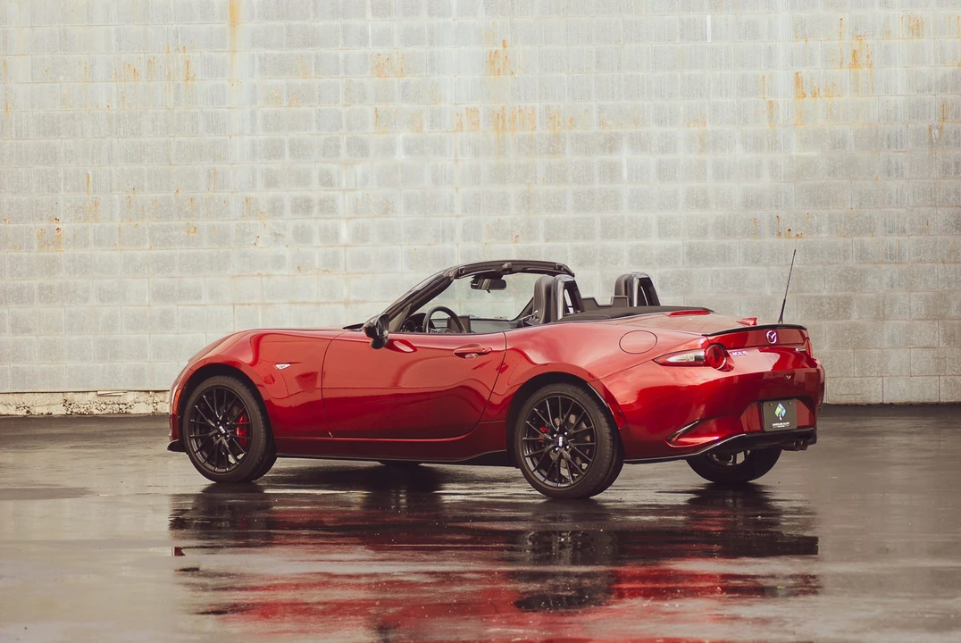 2023 Mazda ND MX-5 Miata - Image 4 of 31