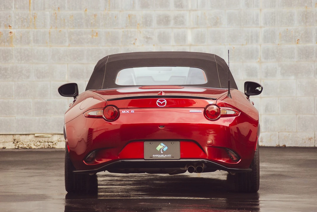 2023 Mazda ND MX-5 Miata - Image 13 of 31