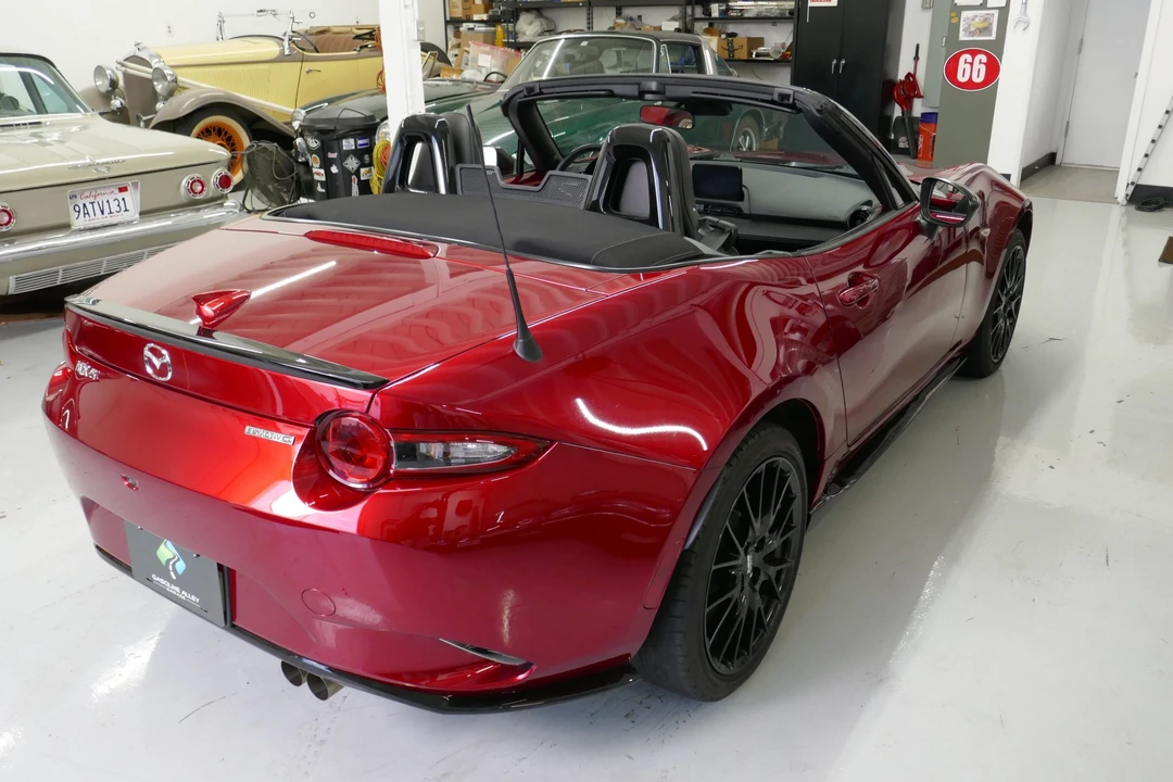 2023 Mazda ND MX-5 Miata - Image 26 of 31