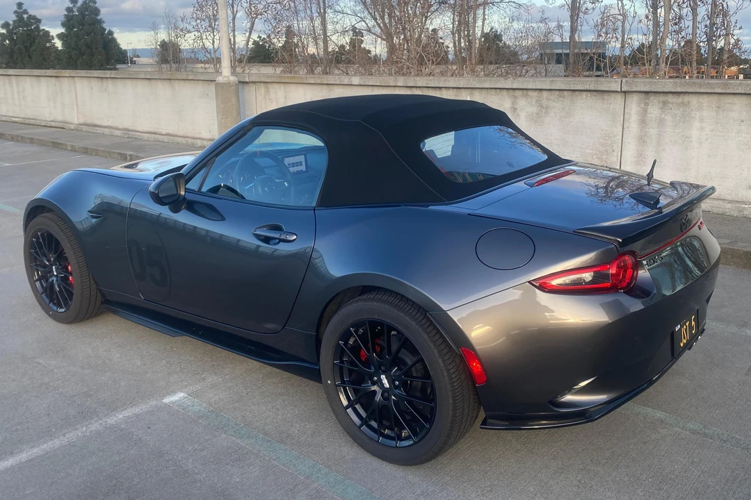 2023 Mazda ND MX-5 Miata - Image 4 of 31