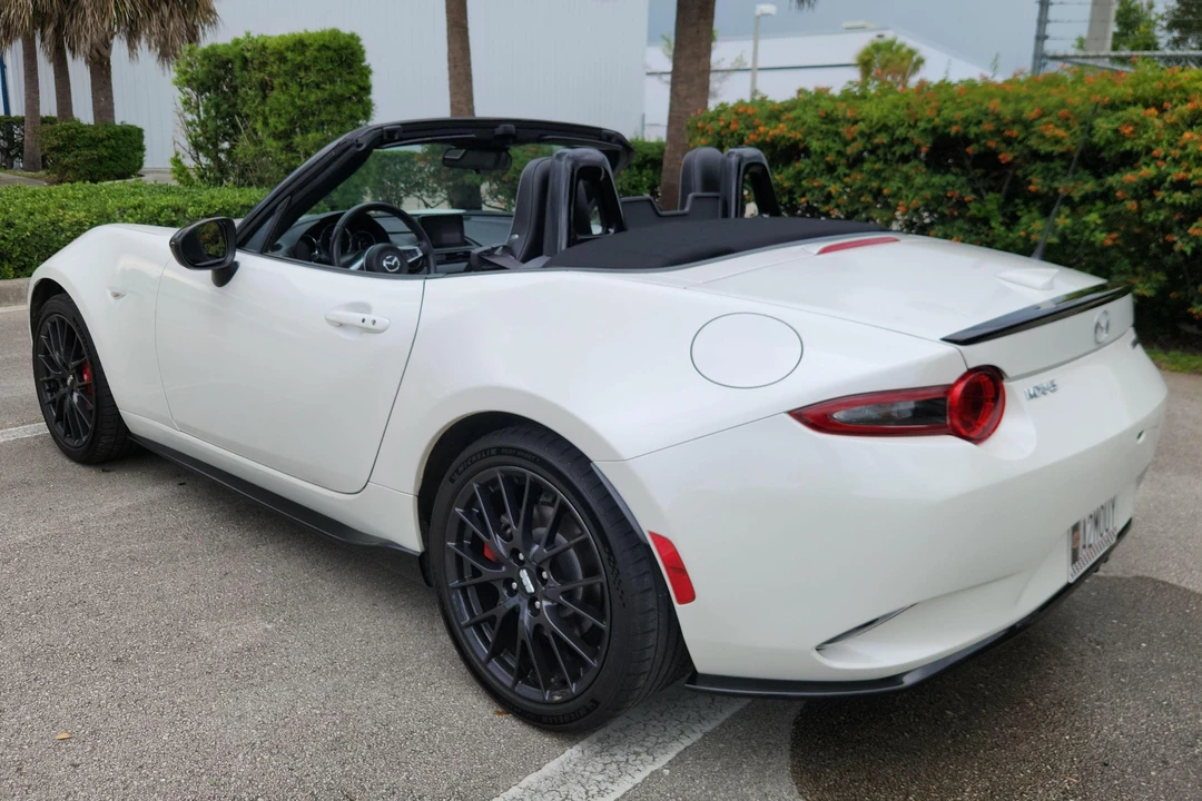 2023 Mazda ND MX-5 Miata - Image 4 of 31