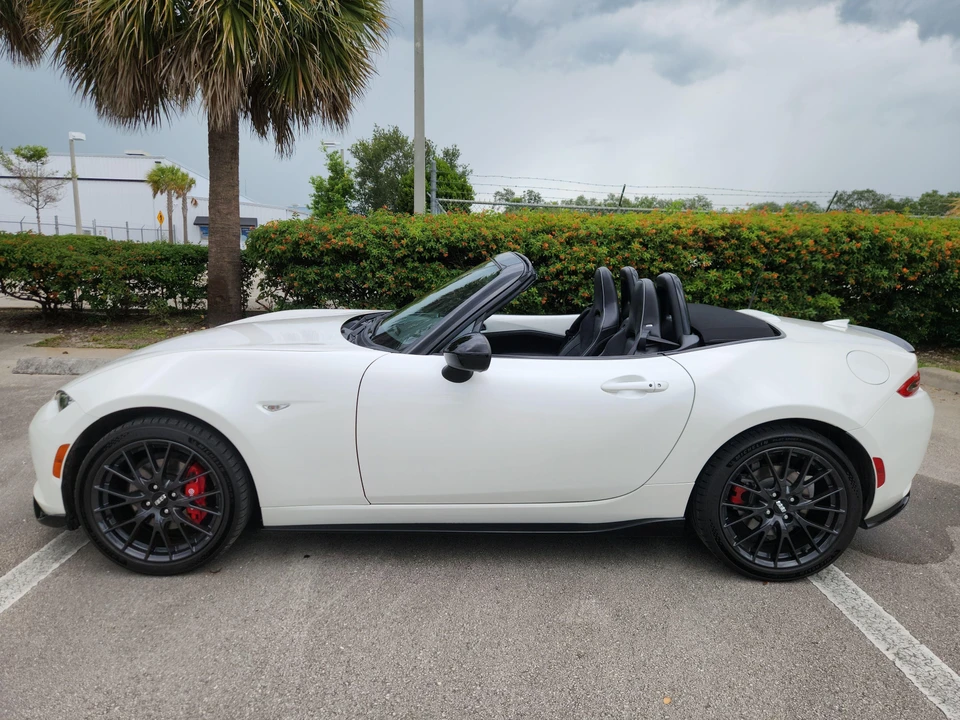2023 Mazda ND MX-5 Miata - Image 6 of 31