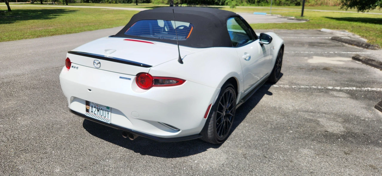2023 Mazda ND MX-5 Miata - Image 12 of 31