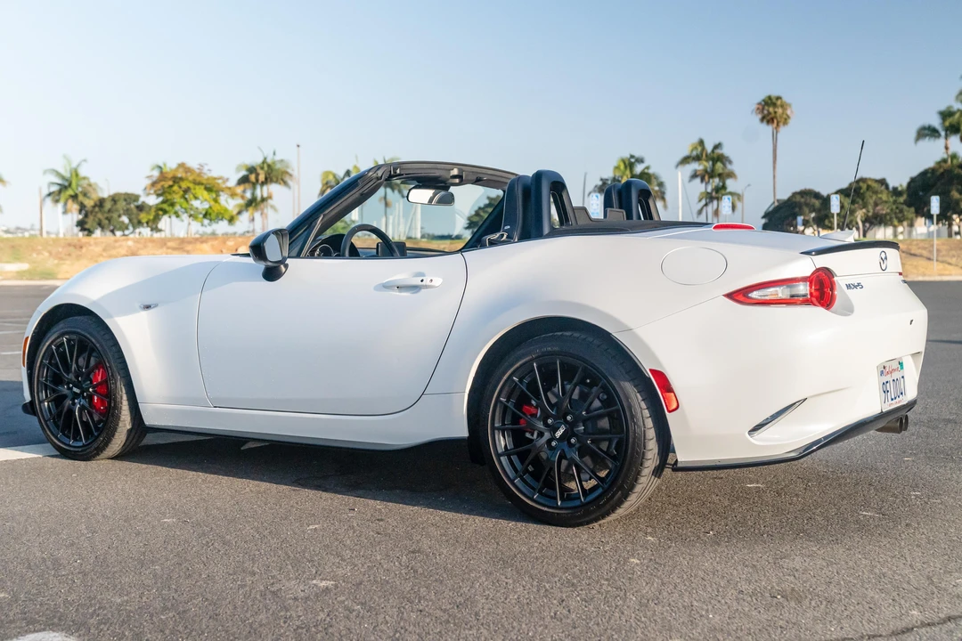 2023 Mazda ND MX-5 Miata - Image 7 of 31